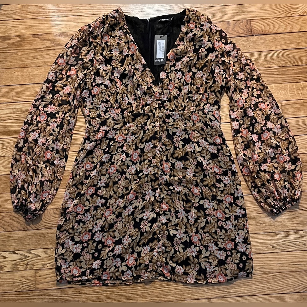 NWT Nasty Gal Floral V-Neck Midi Dress Size 12 Shimmer Long Sleeve